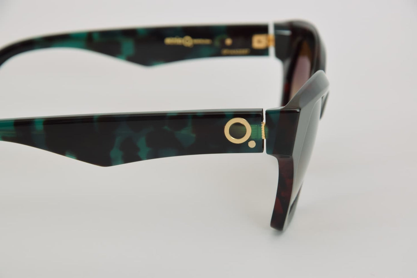 Etnia Barcelona Tatiana BXCR Tartaruga e Verde