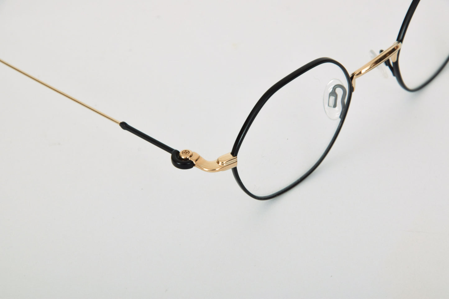 Anne et Valentin Bishop Oro e Nero