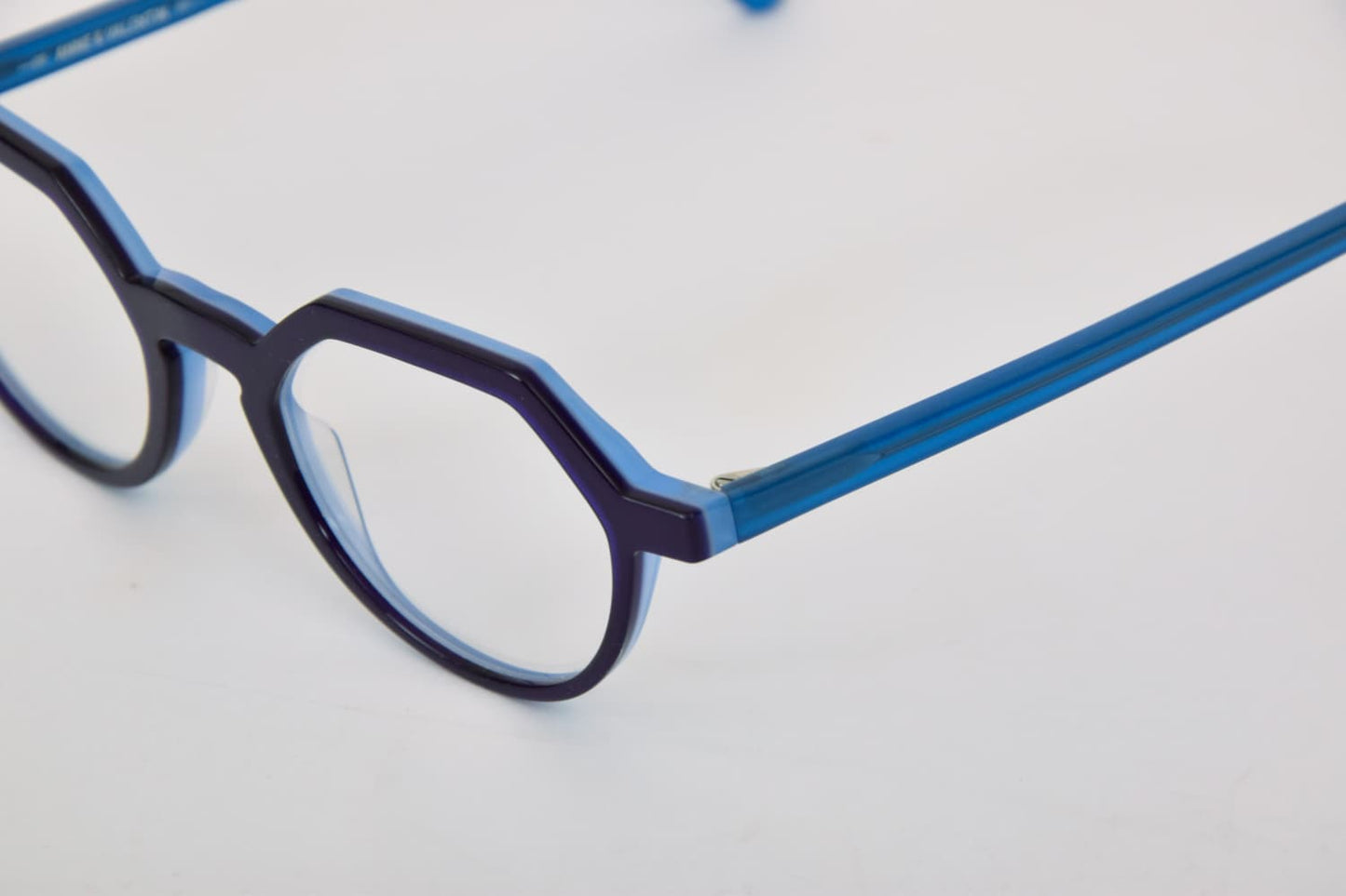 Foto angolo dettaglio di Occhiali da Vista Anne et Valentin Ayo Blu