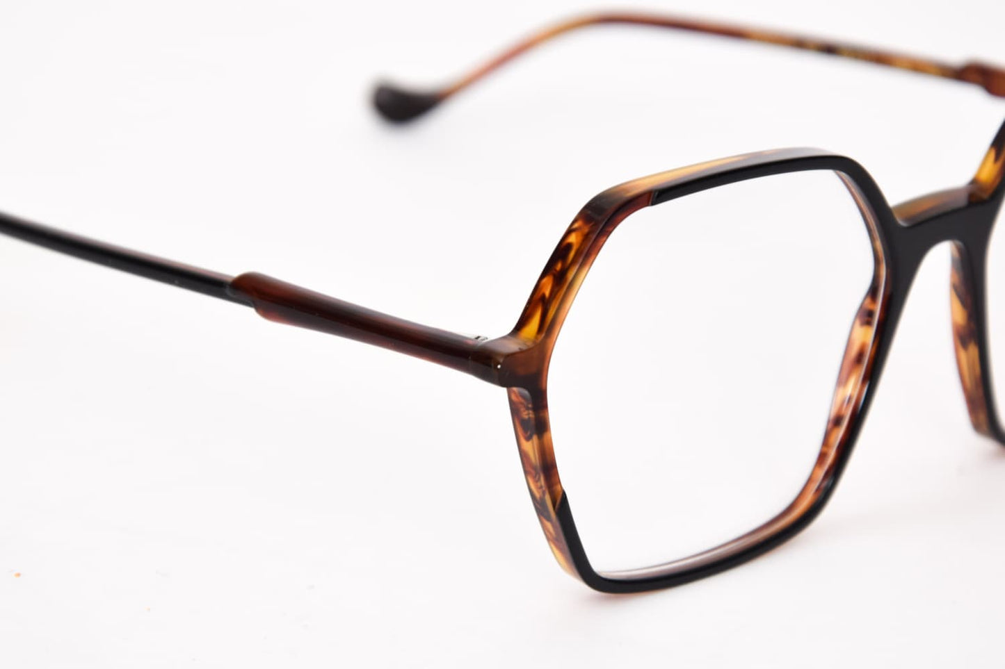 Foto dettaglio Occhiali da Vista Caroline Abram Camille Nero e tartaruga