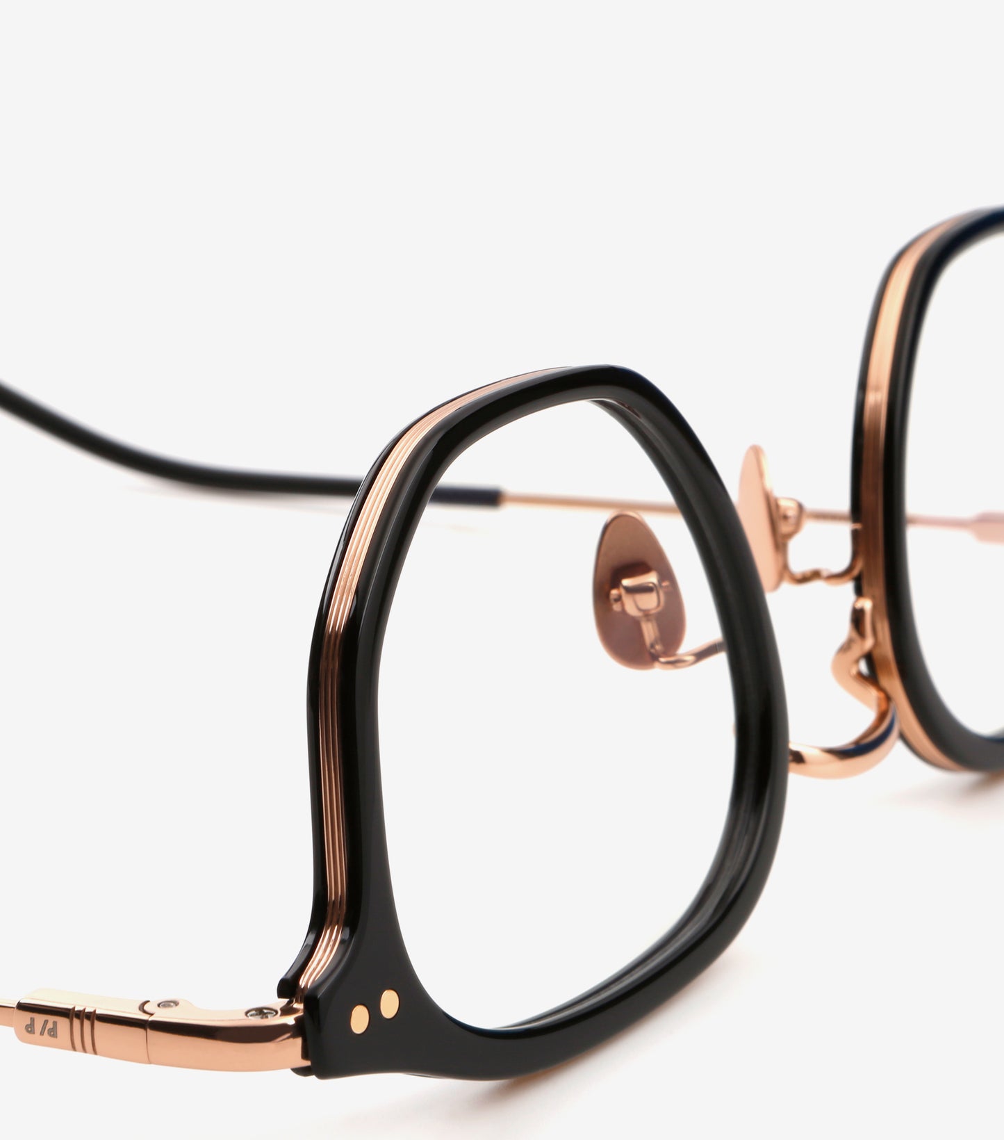 Projekt Produkt CL25 Oro Rosa e Nero