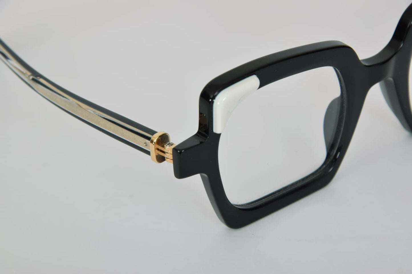 Pugnale Male Up Nero e Bianco