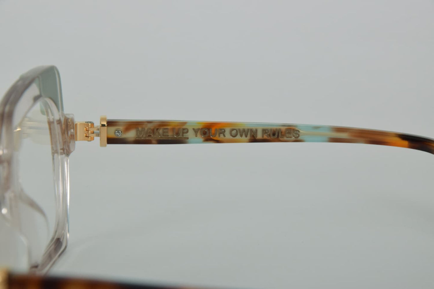 Pugnale Male Up Rosa Trasparente e Beige