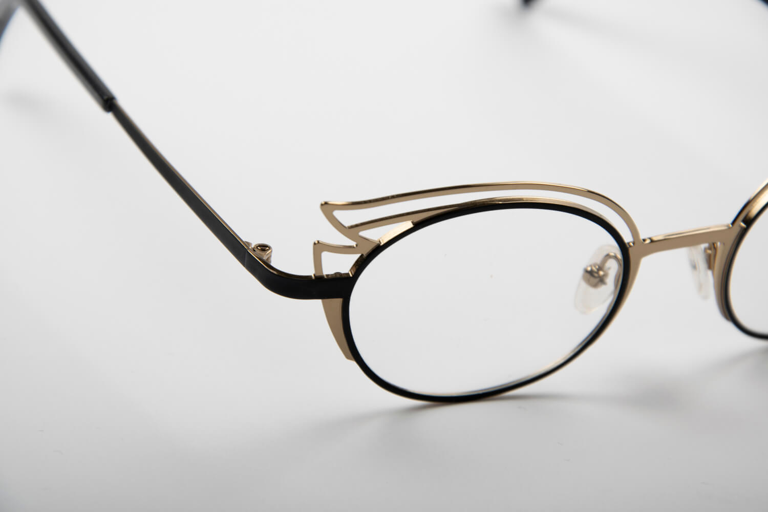 Boz Eyewear | Dyam | Nero e Oro - OTTICA SICOLI
