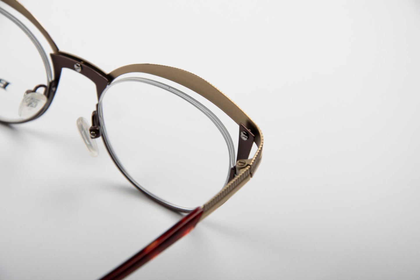 Boz Eyewear | France | Oro e Bronzo - OTTICA SICOLI