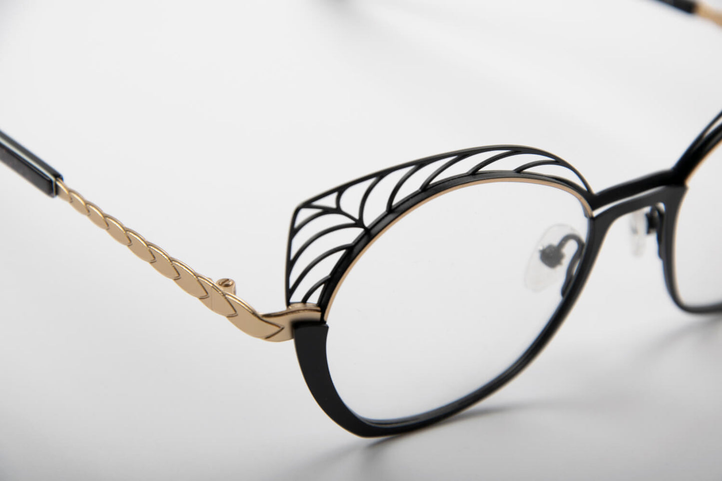 Boz Eyewear | Hipe | Nero e Oro - OTTICA SICOLI