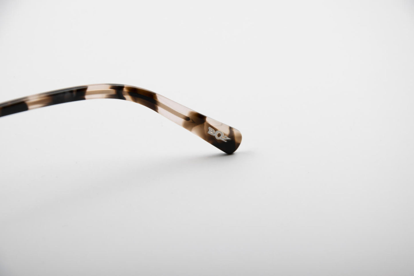 Boz Eyewear | Hourra | Nero e Oro - OTTICA SICOLI