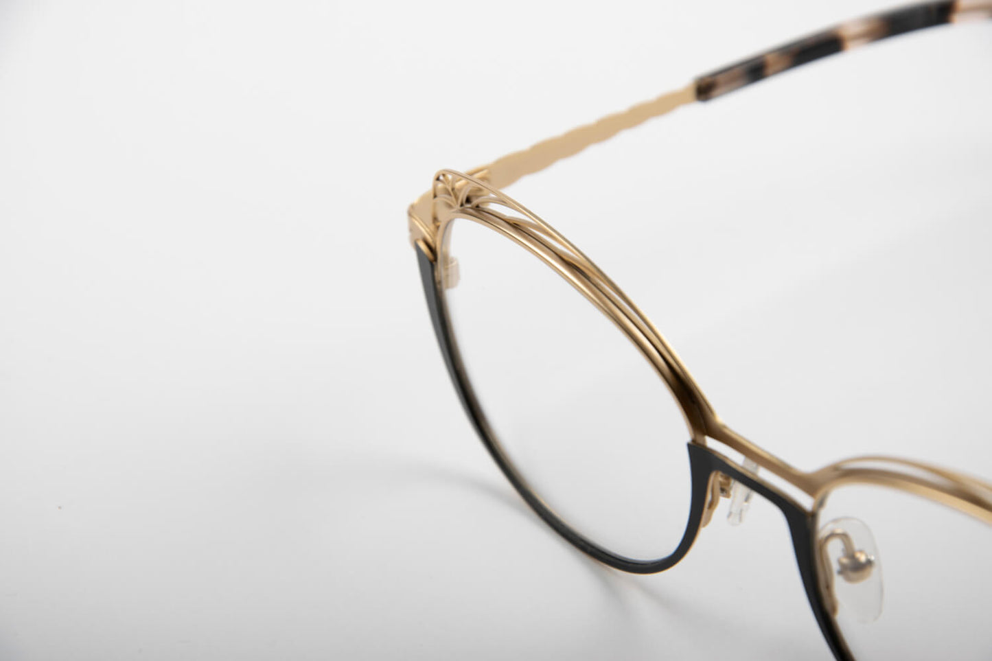 Boz Eyewear | Hourra | Nero e Oro - OTTICA SICOLI