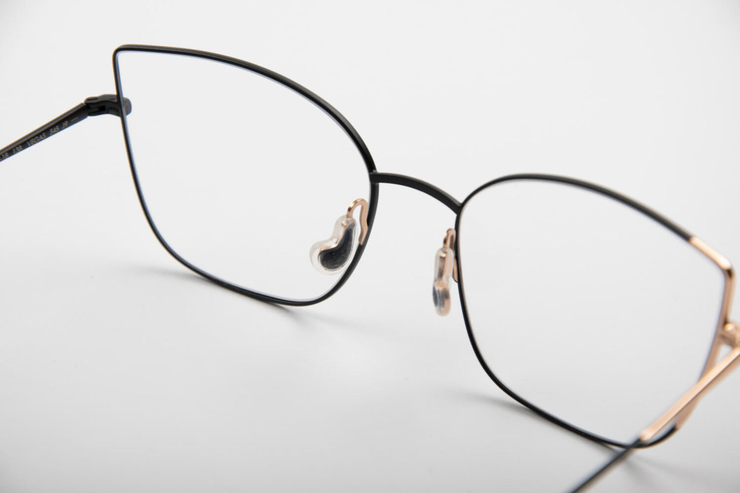 Caroline Abram | Vegas | Bero e Oro - OTTICA SICOLI