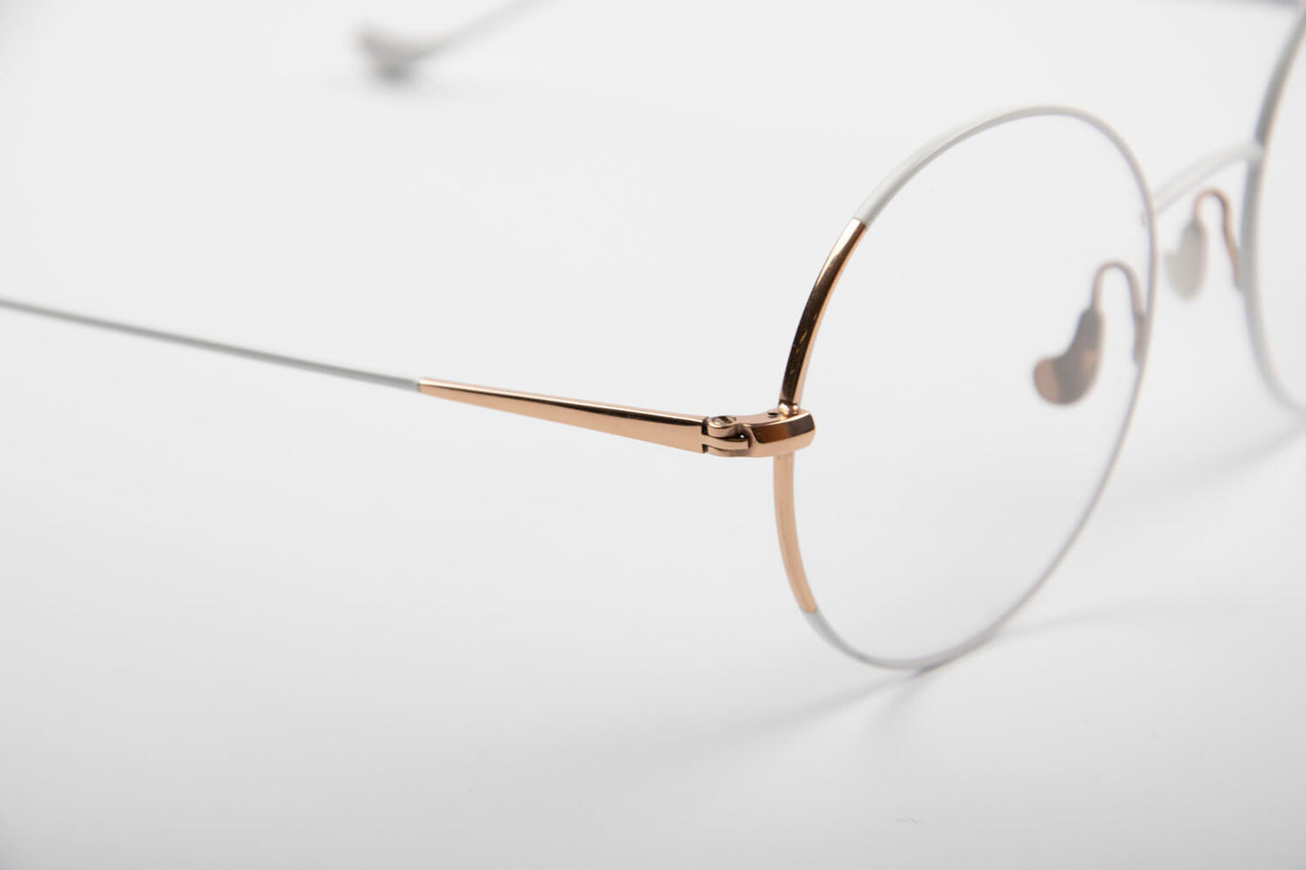 Caroline Abram | Venus | Bianco e Oro - OTTICA SICOLI