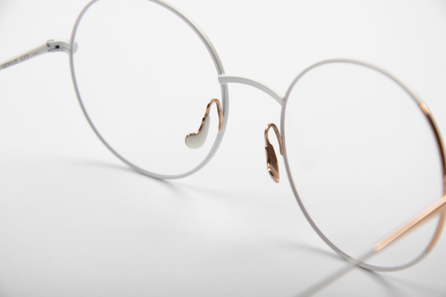 Caroline Abram | Venus | Bianco e Oro - OTTICA SICOLI