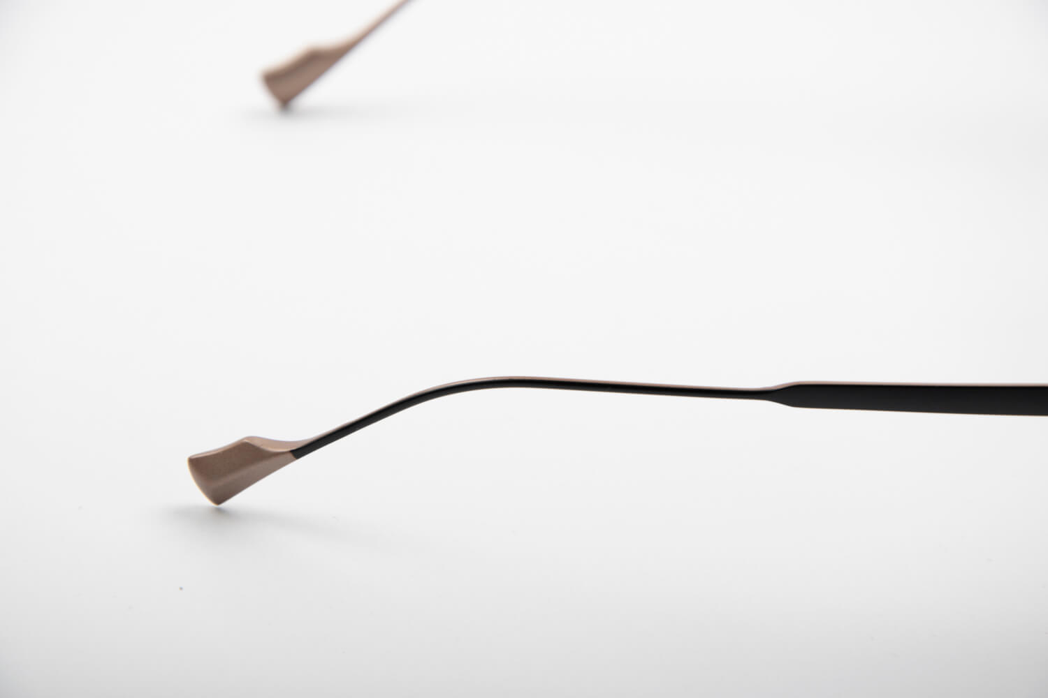 Caroline Abram | X- Tase | Oro Rosa Opaco e Nero - OTTICA SICOLI