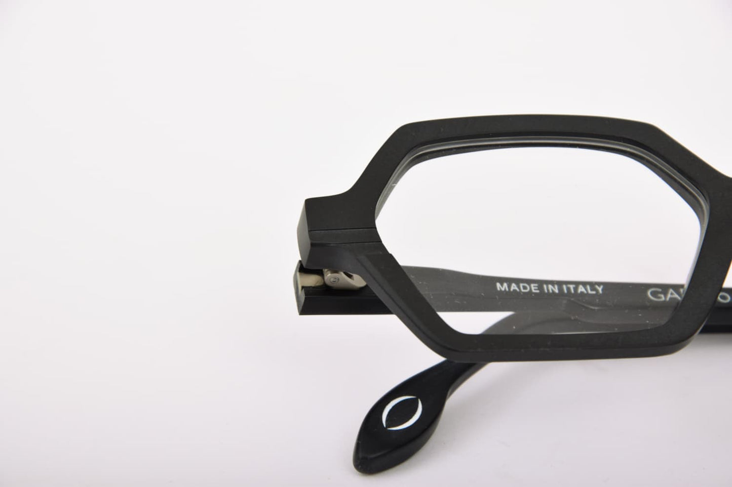 Gard | Esagono 3 | Nero Opaco