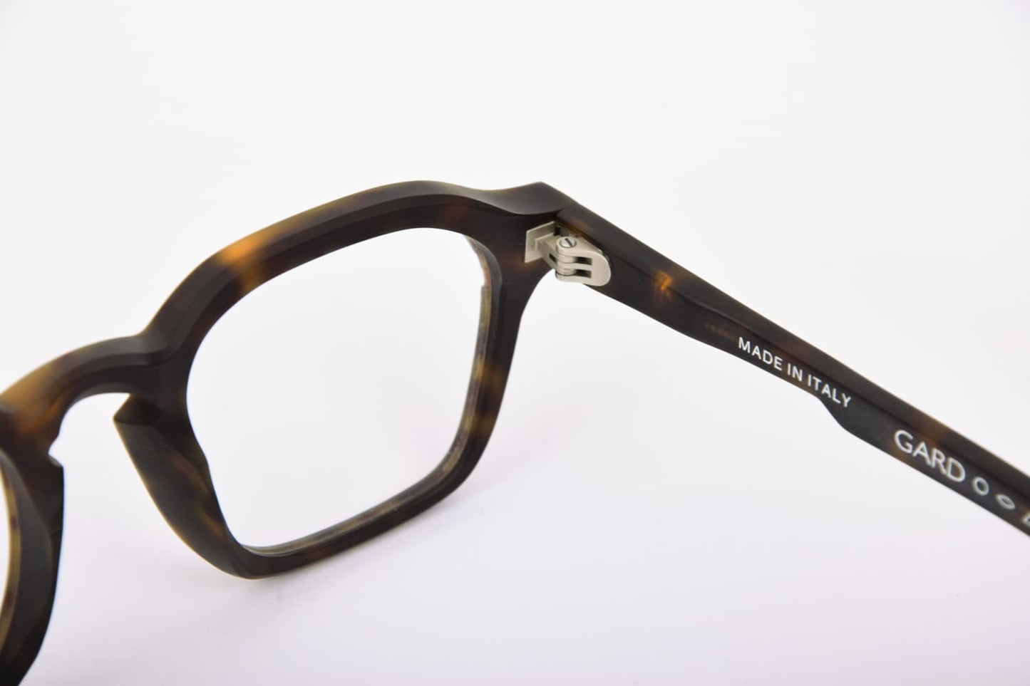 Gard | Pentagono | Tartaruga