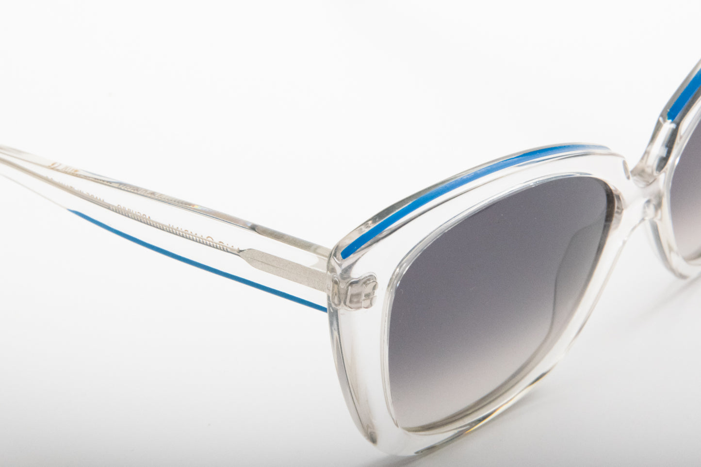 Germano Gambini | Archivio 02 | Cristallo Blu - OTTICA SICOLI