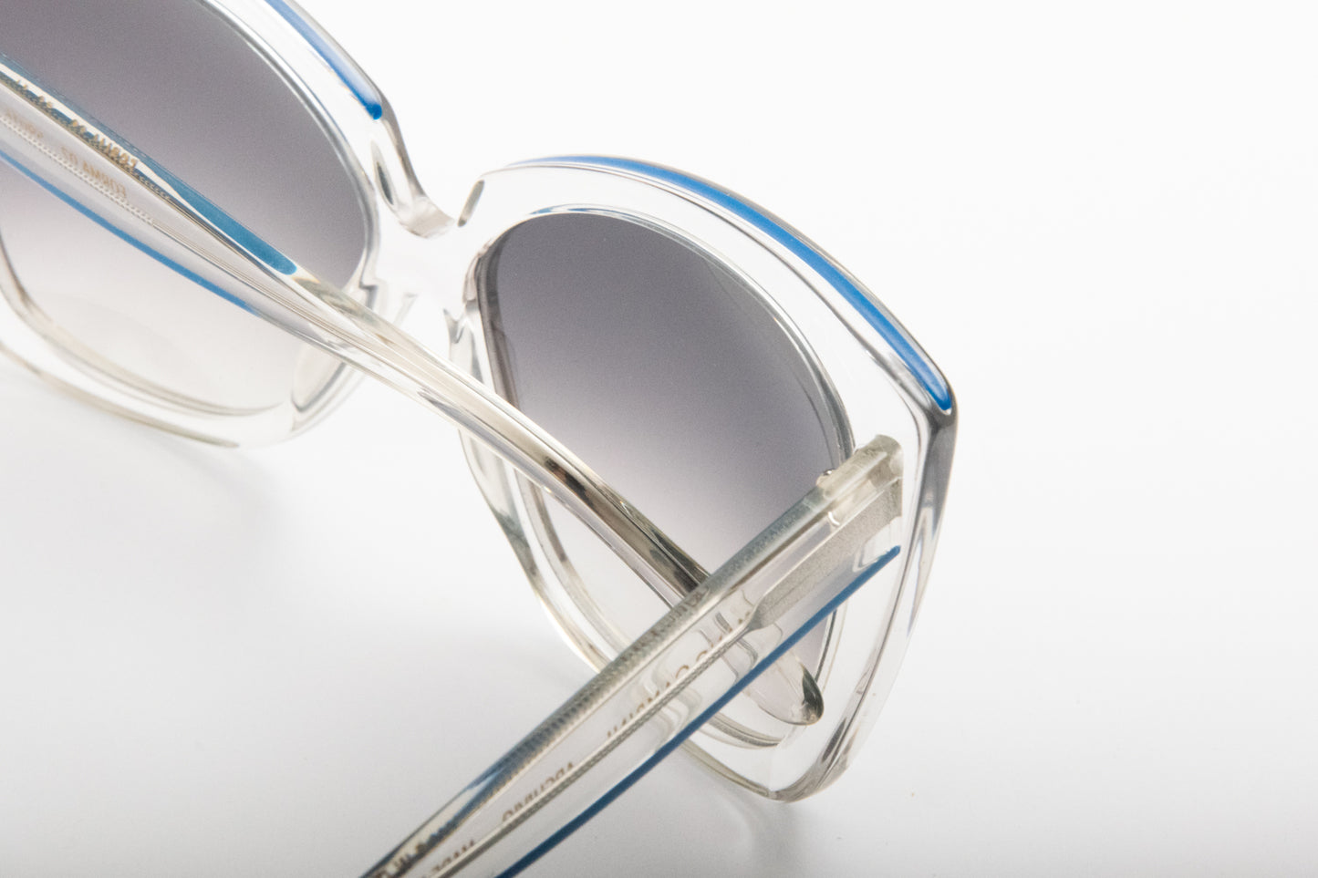 Germano Gambini | Archivio 02 | Cristallo Blu - OTTICA SICOLI