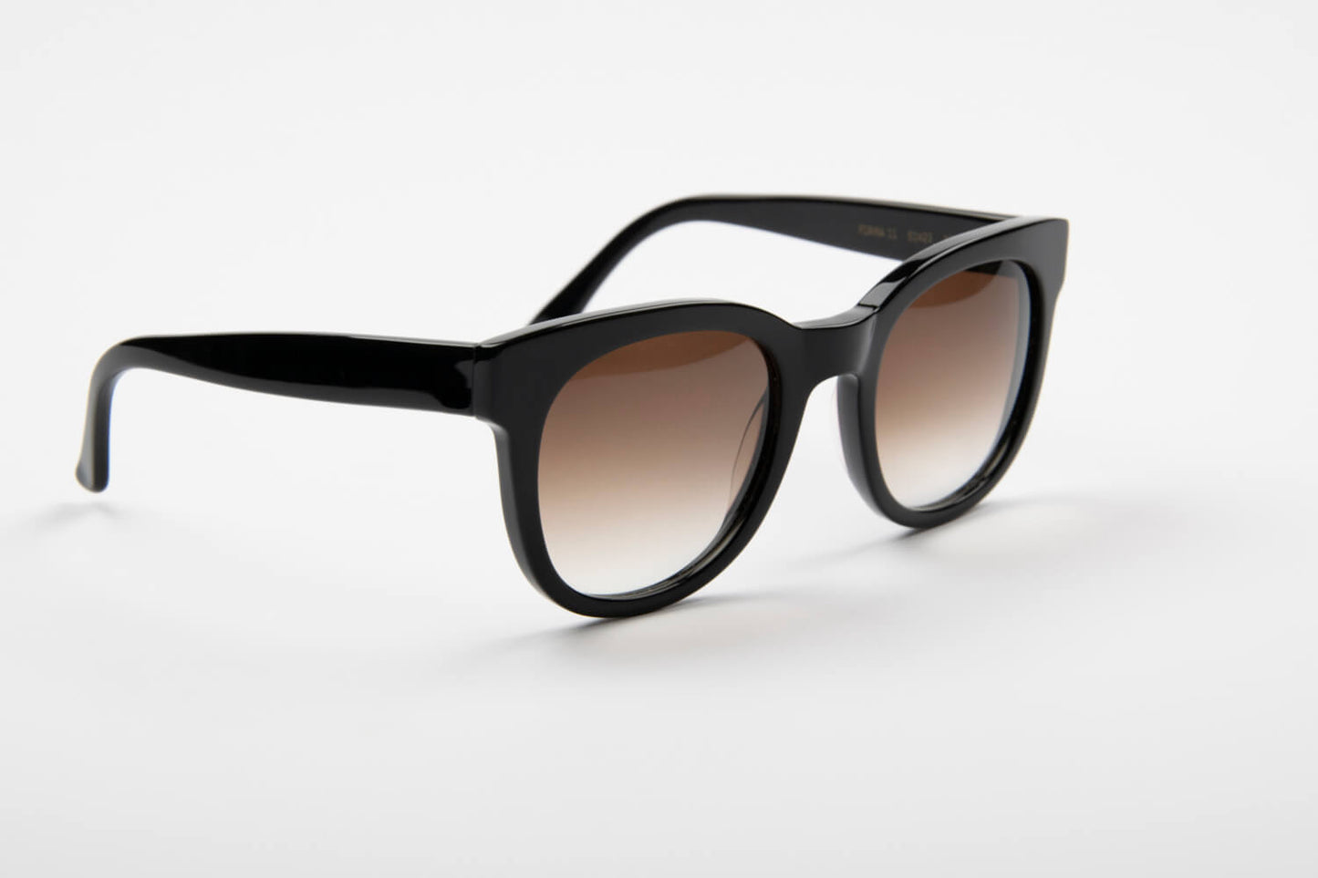 Germano Gambini | Archivio 11 | Nero - OTTICA SICOLI