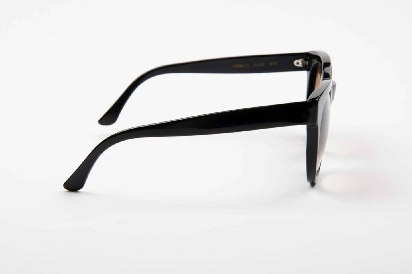 Germano Gambini | Archivio 11 | Nero - OTTICA SICOLI