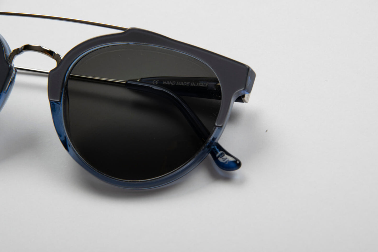 Super by Retrosuperfuture | Giaguaro Lamina | Blu e Grigio Metallo - OTTICA SICOLI
