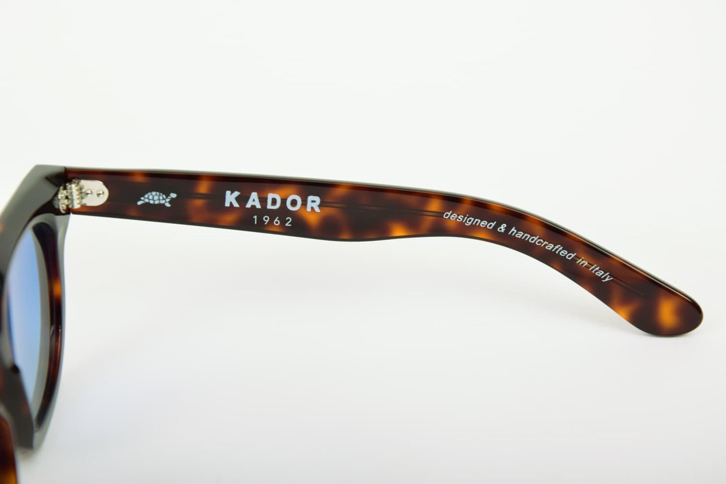 Kador | Orbit | Tartrauga e Blu