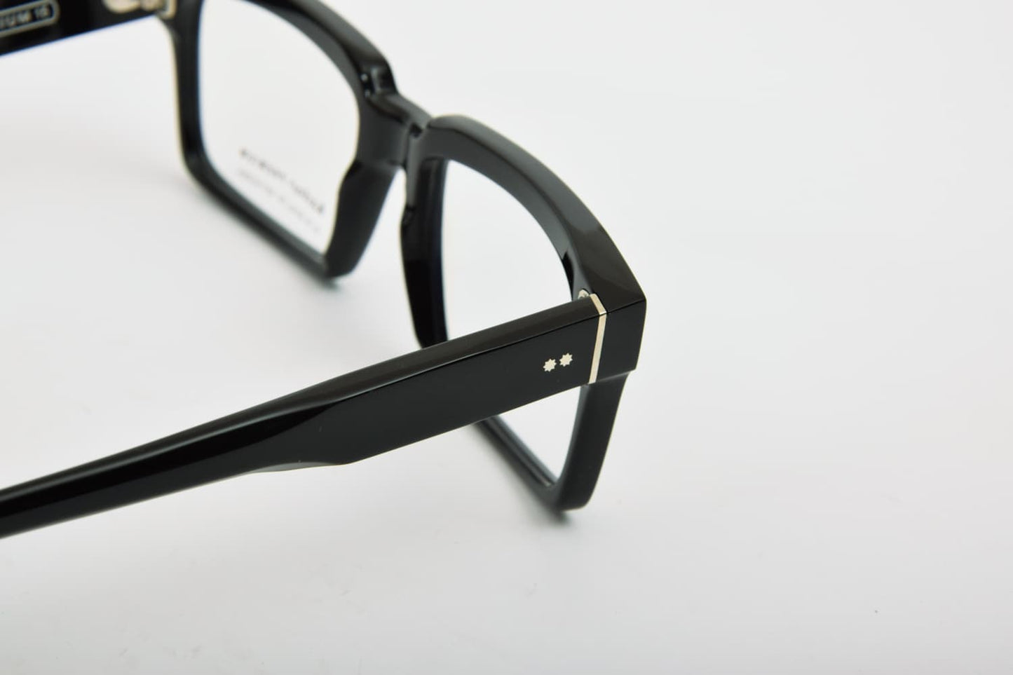 Kador | Premium 15 | Nero