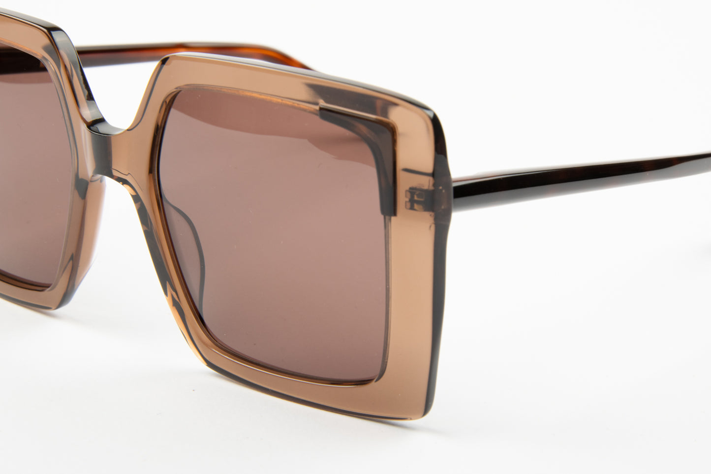 Kaleos | Creasey | Marrone Fango