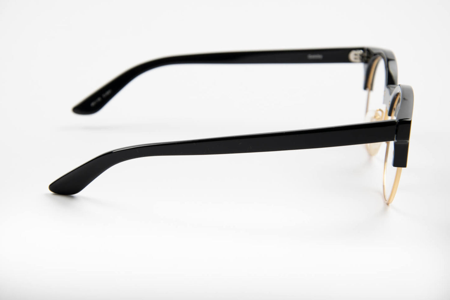 Kaleos | Gatsby | C001 Nero e Oro - OTTICA SICOLI