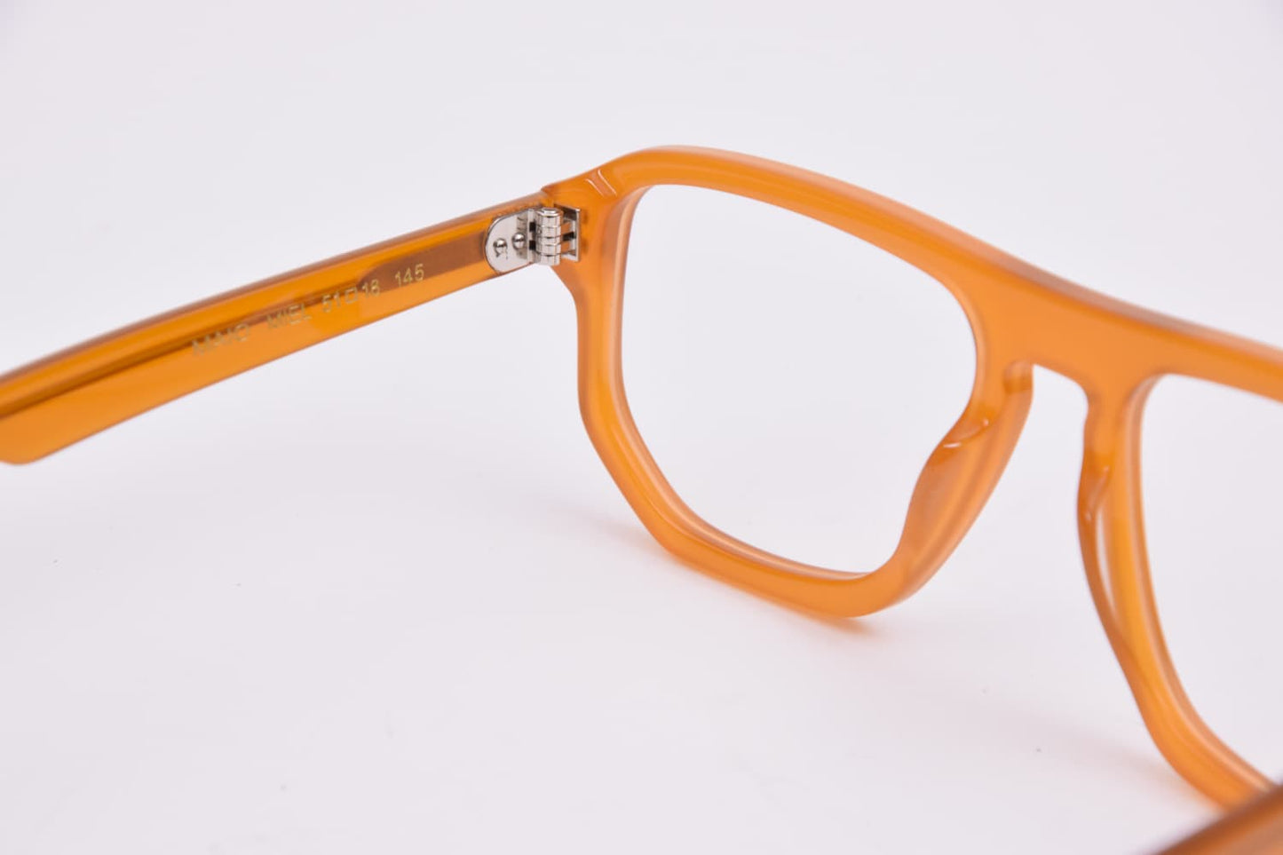 Lesca Lunetier | Maio | Miele