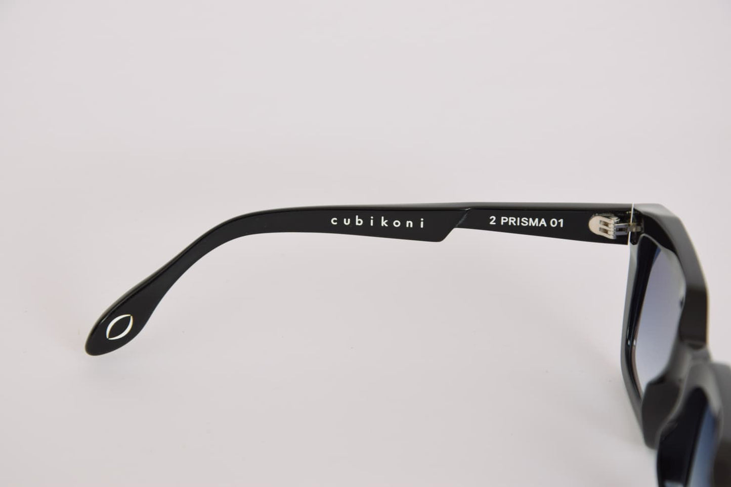 Gard Prisma Nero