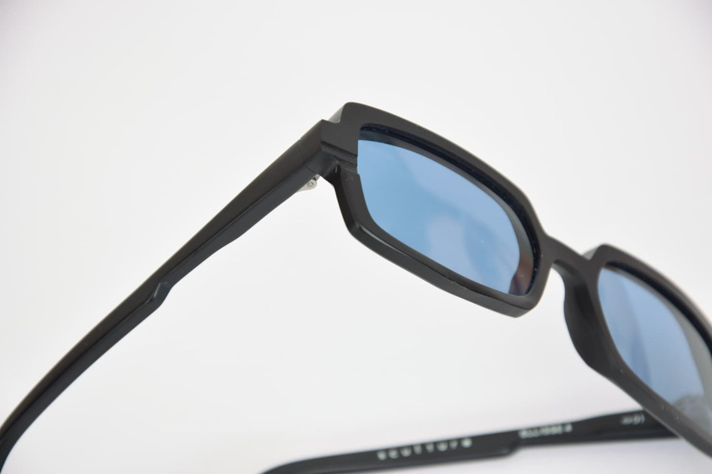Gard Ellisse 4 Nero