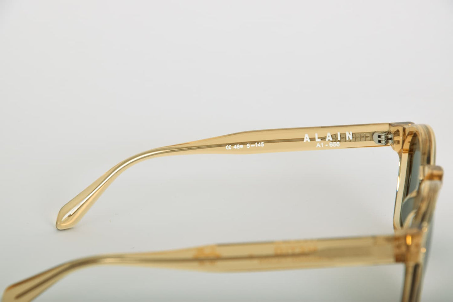 Metio | Alain | Beige