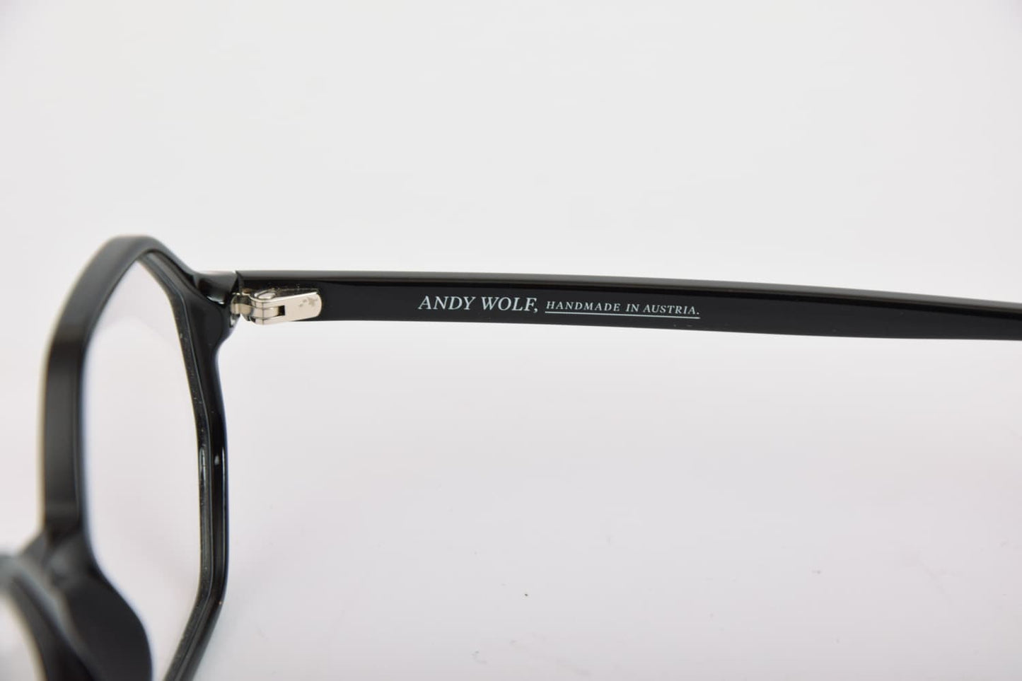 Andy Wolf | 4580 F | Nero