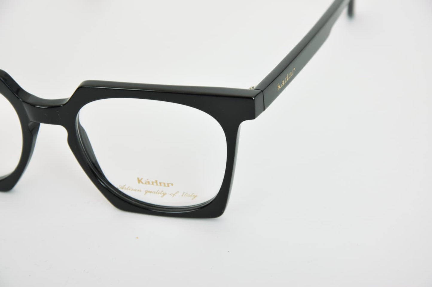 Kador | Maya Light | Nero