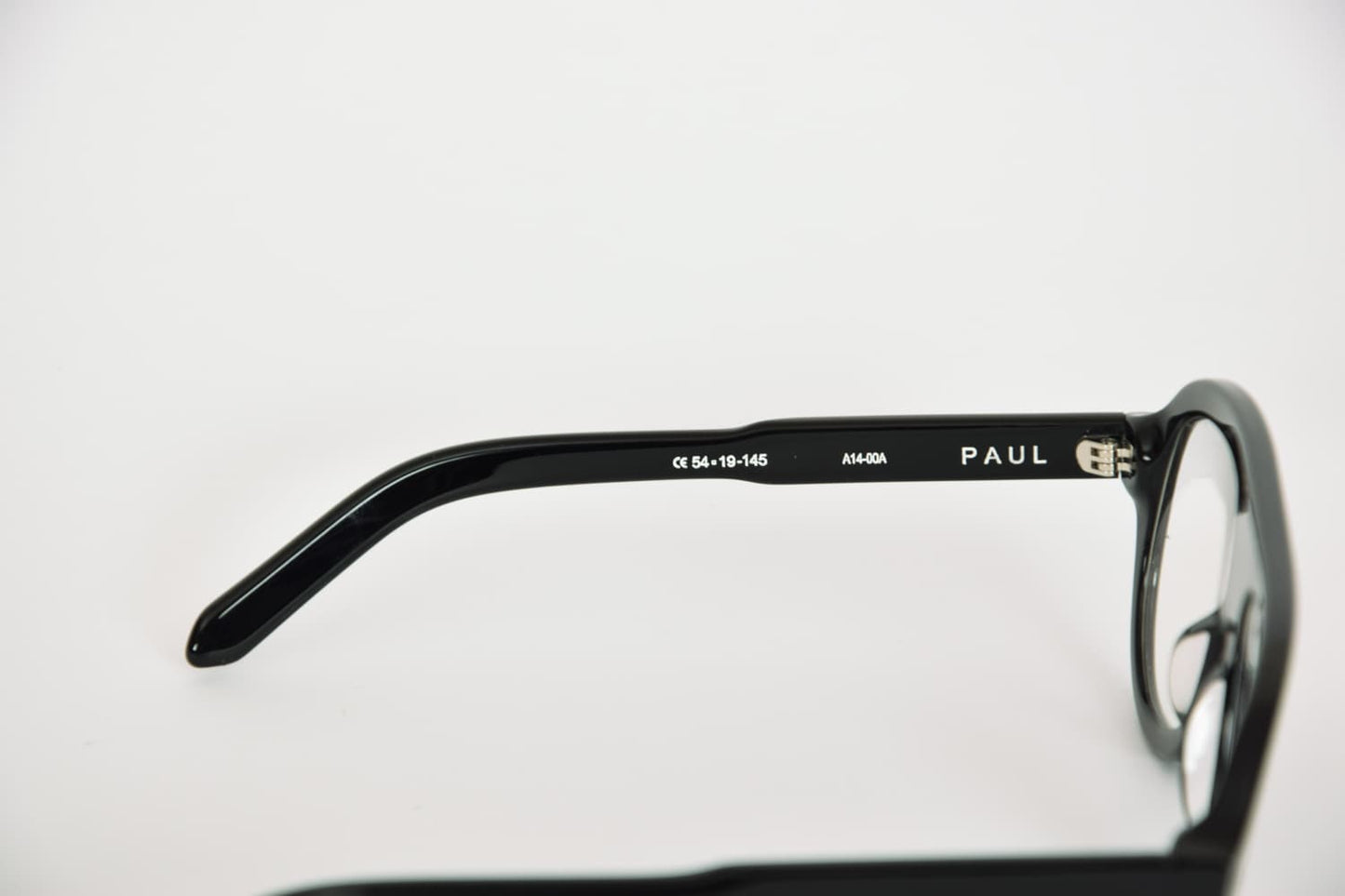 Metio | Paul | Nero