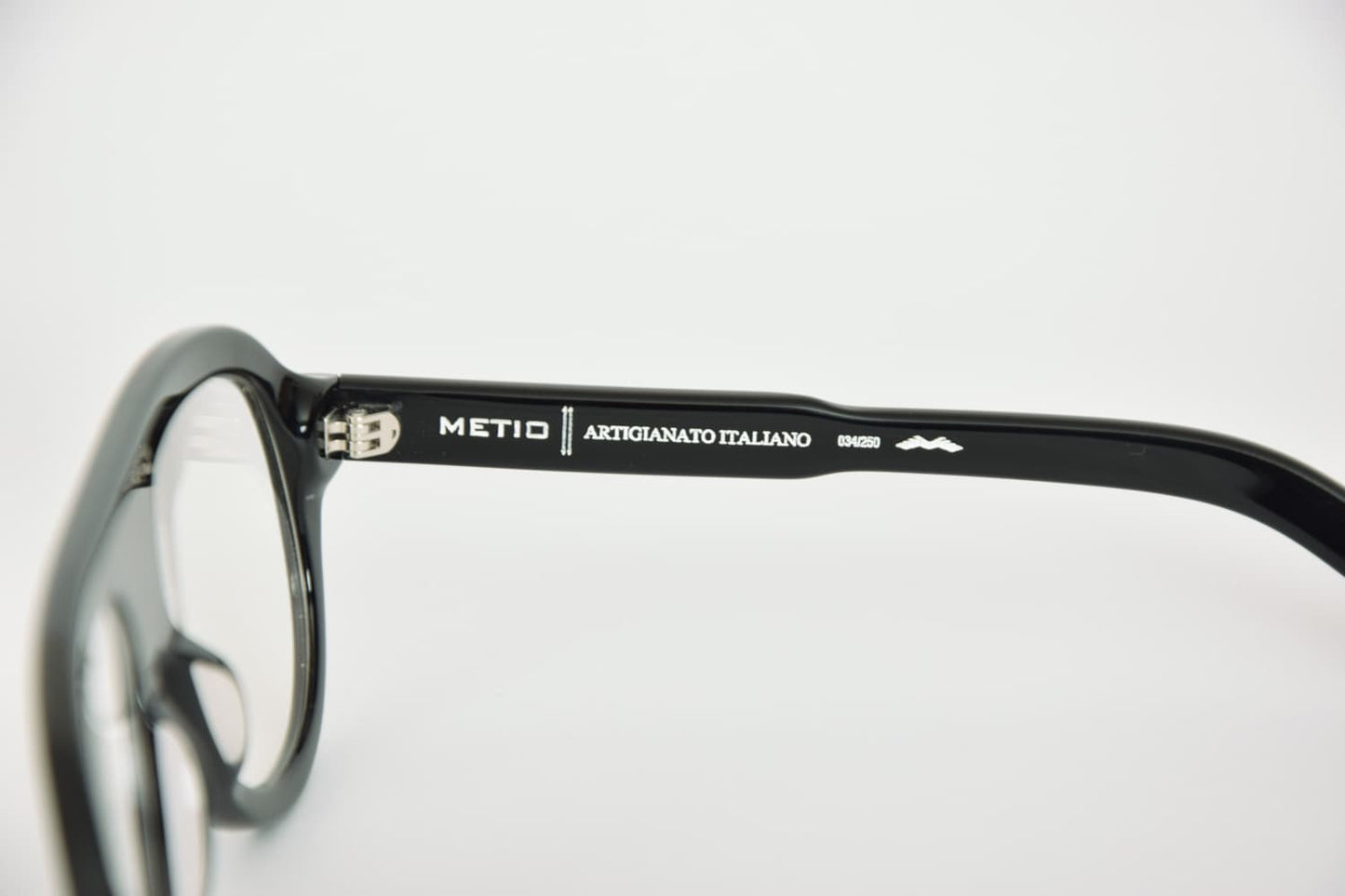 Metio | Paul | Nero