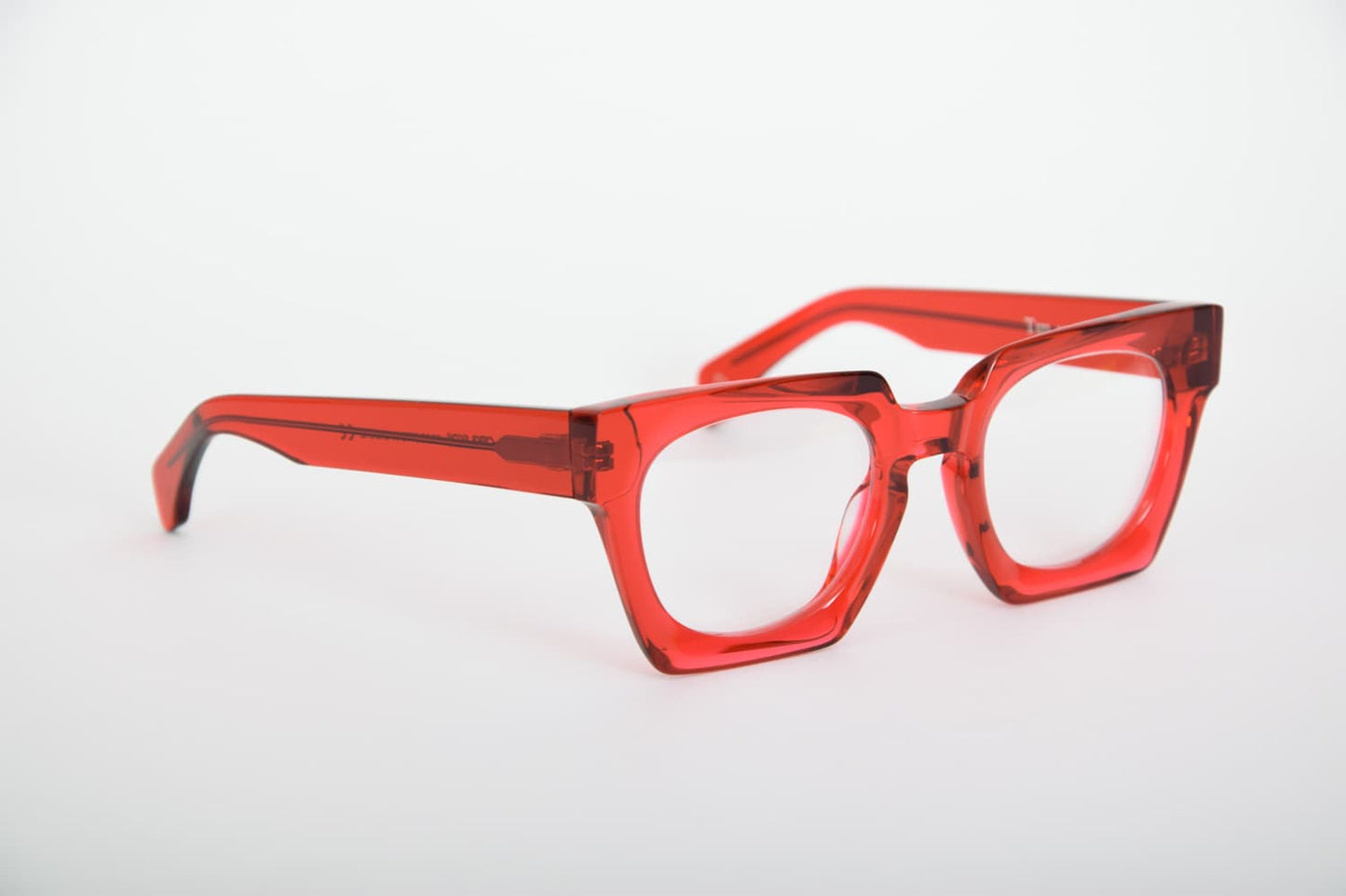 Costantino Toffoli T 072 Rosso Ciliegia Trasparente