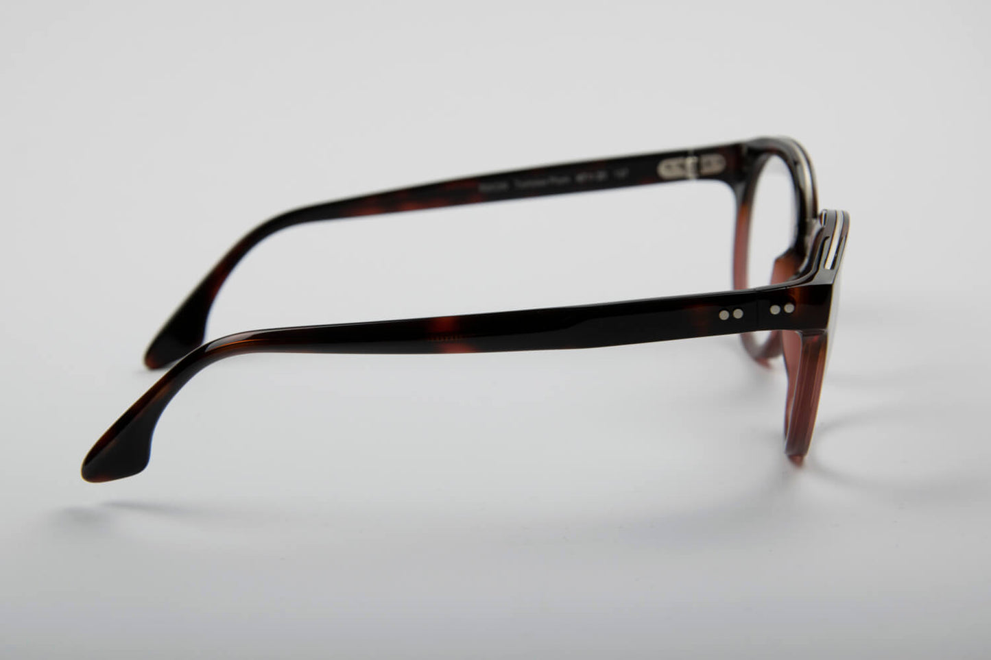 Oliver Goldsmith | Rixon | Prugna Tartaruga - OTTICA SICOLI