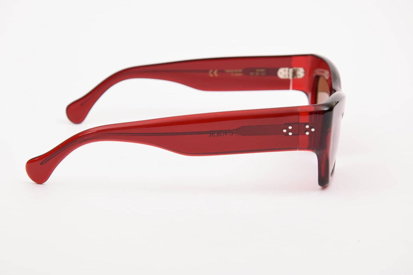 Port Tanger | Ayreen | Rosso Incenso