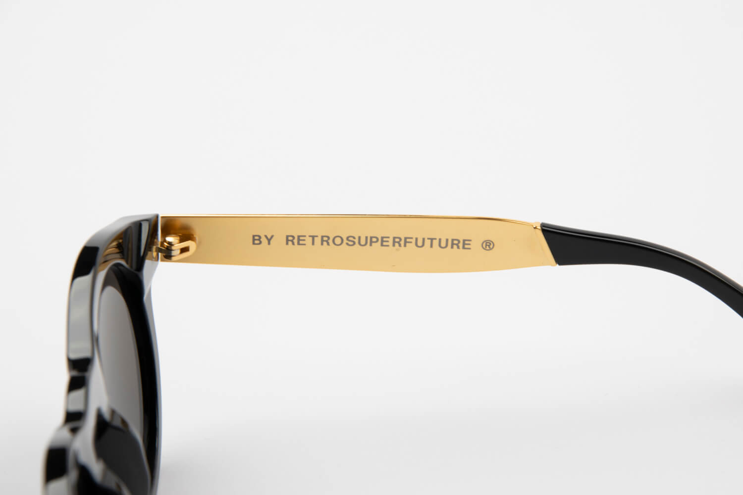 Super by Retrosuperfuture | Francis | Nero e Oro - OTTICA SICOLI