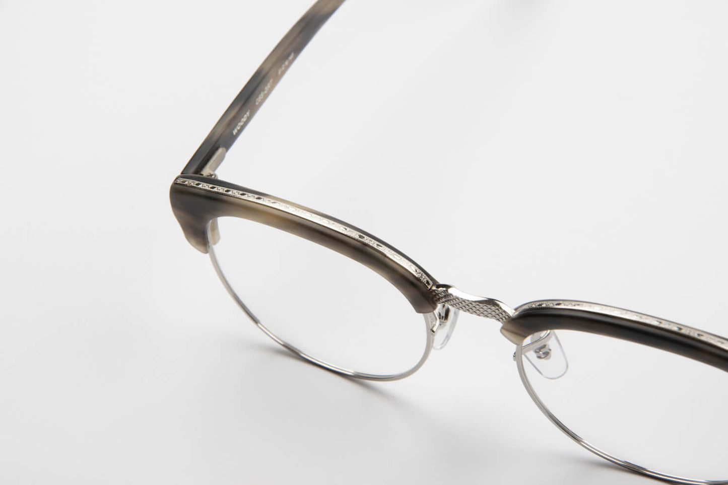 Sunday Somewhere | Woody | Verde Granite - OTTICA SICOLI