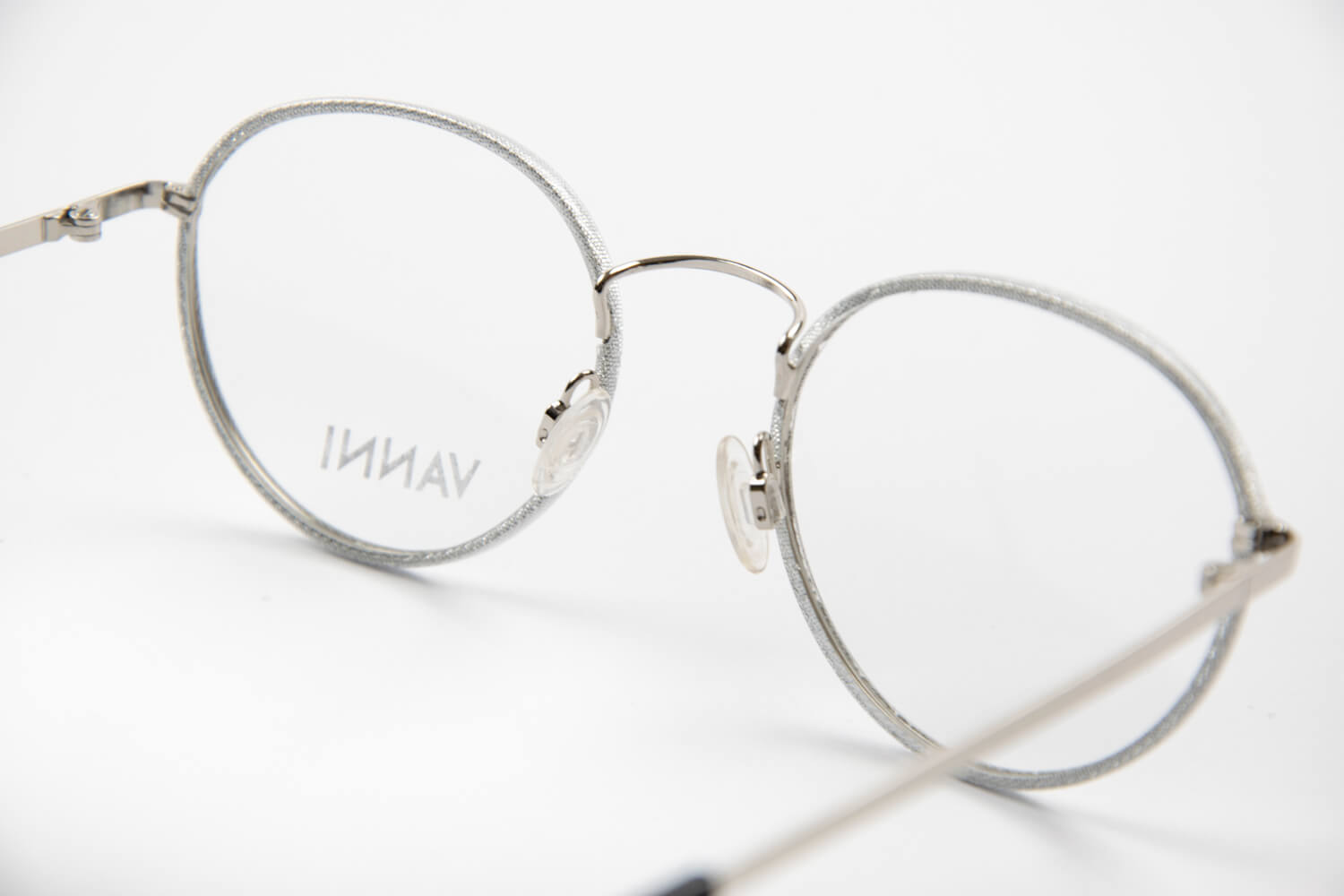 Vanni | V6205 | C77 Argento e Bianco - OTTICA SICOLI
