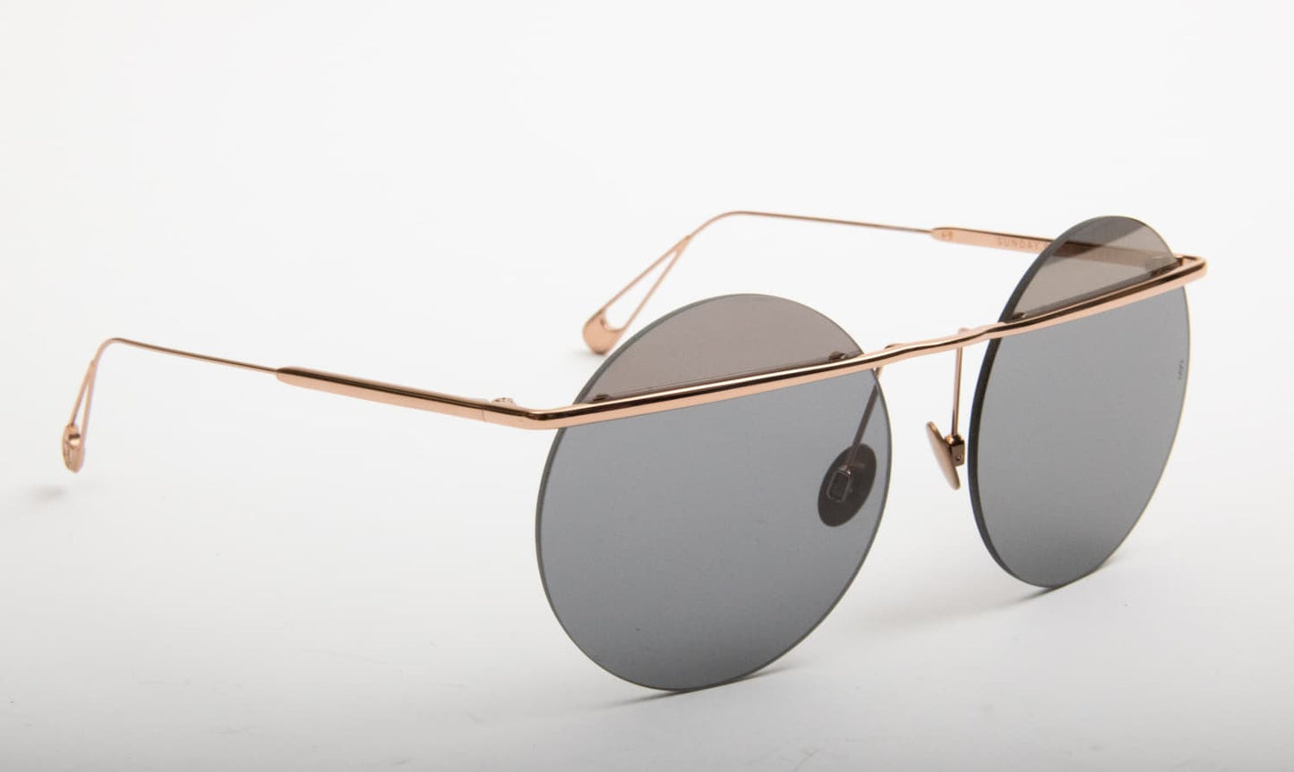 Sunday Somewhere | Minggu | Oro Rosa e Nero - OTTICA SICOLI