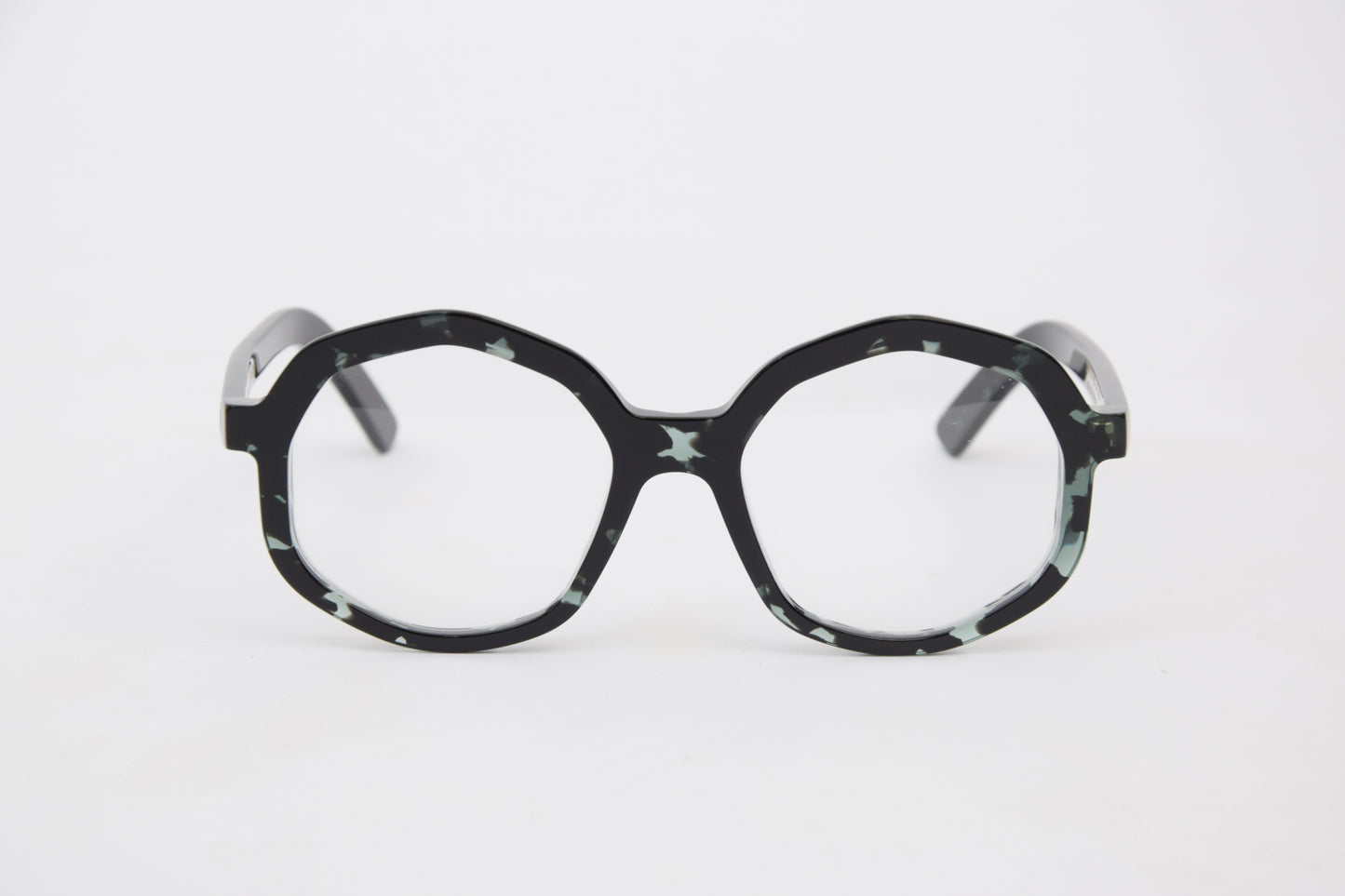 Emmanuelle Khanh | CORSO | 5147 - OTTICA SICOLI