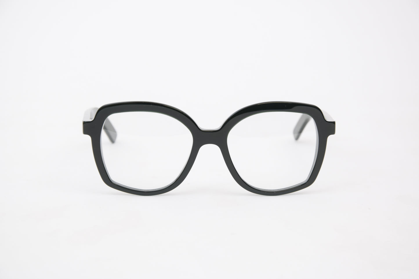 Emmanuelle Khanh | RISE | 355 - OTTICA SICOLI