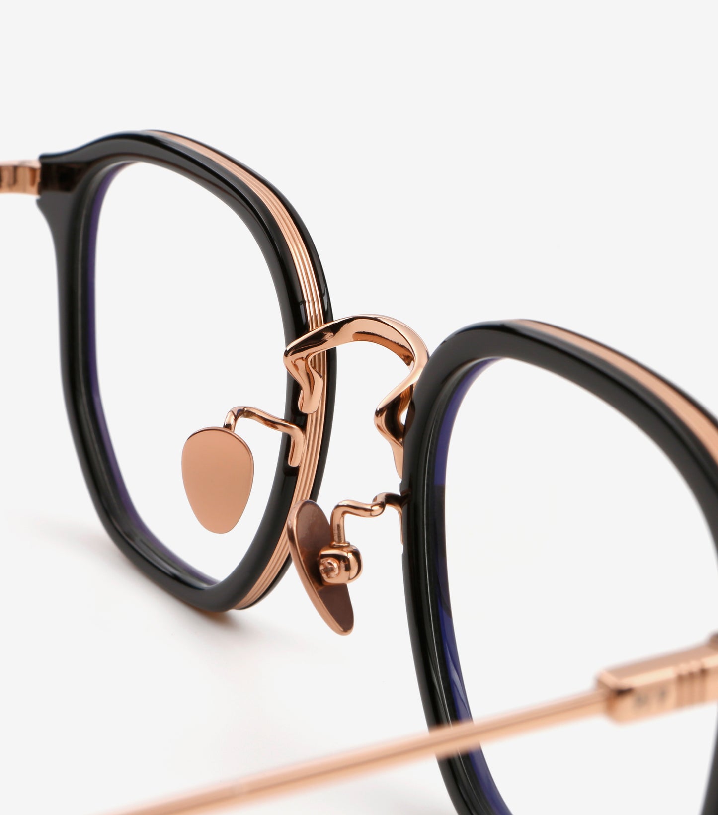 Projekt Produkt CL25 Oro Rosa e Nero